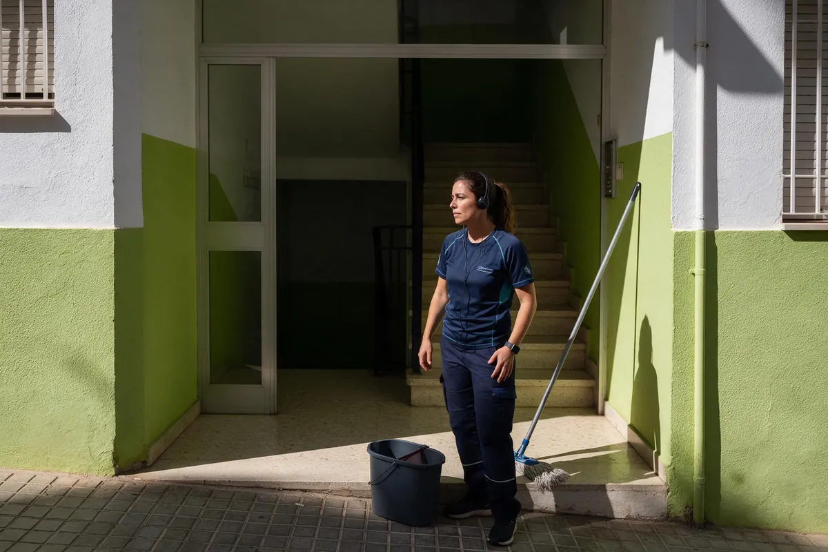 Limpieza de comunidades en Alzira